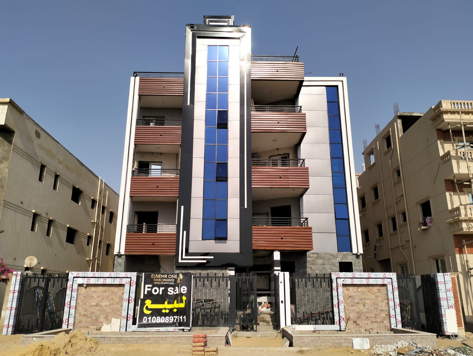 قصر النمر الأول جنوب الاكاديمية ب